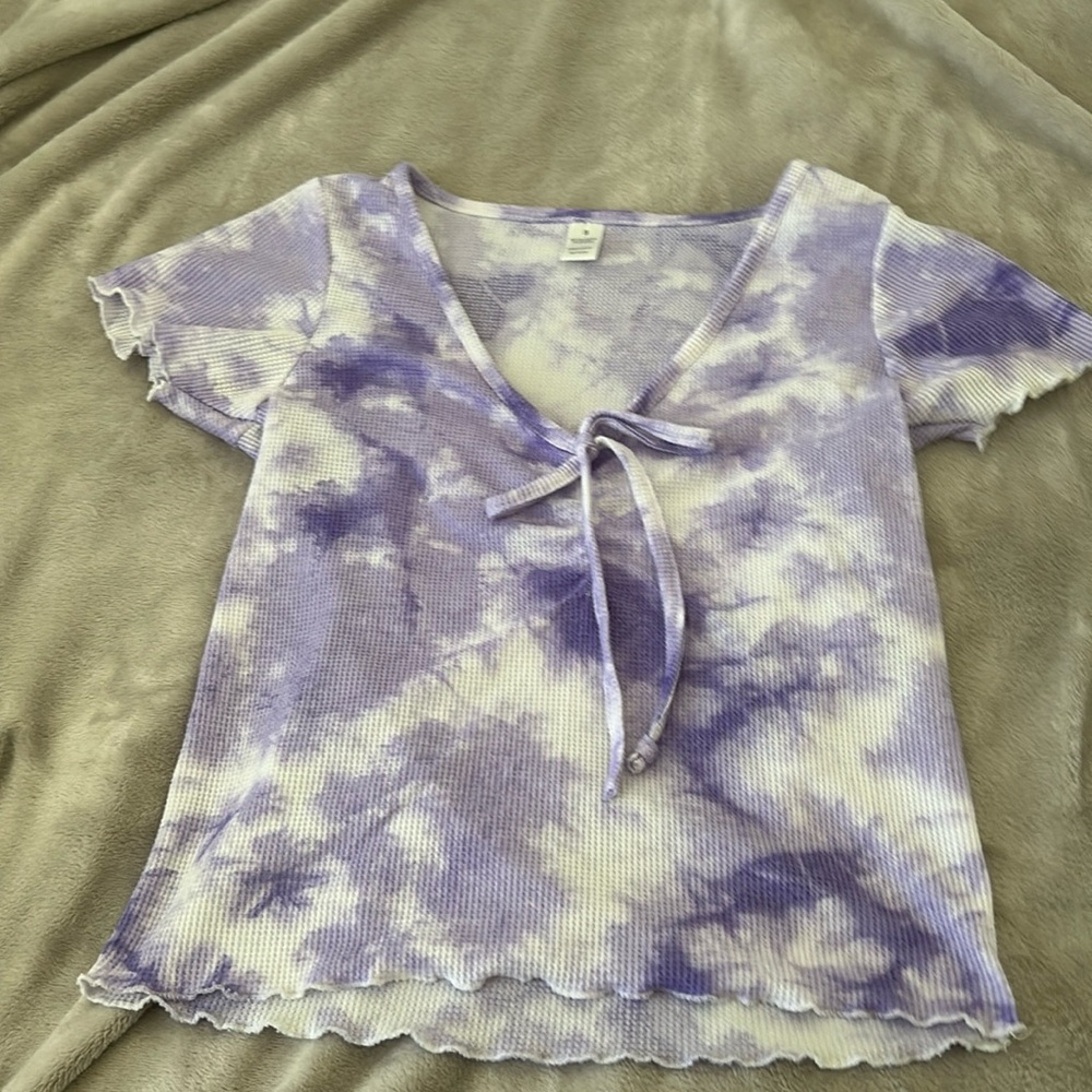 Purple and White shirt size S